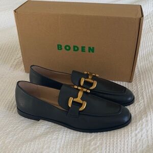 Boden Black Iris Snaffle Loafers size 9.5